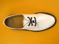 Dr. Martens Dr Martens 1461 White Patent Lamper - Chaussure Basse Blanc Verni -Suave Boutique cd24607c73b9e66c561f35ea11d5d5ef img 6881.jpg 155564